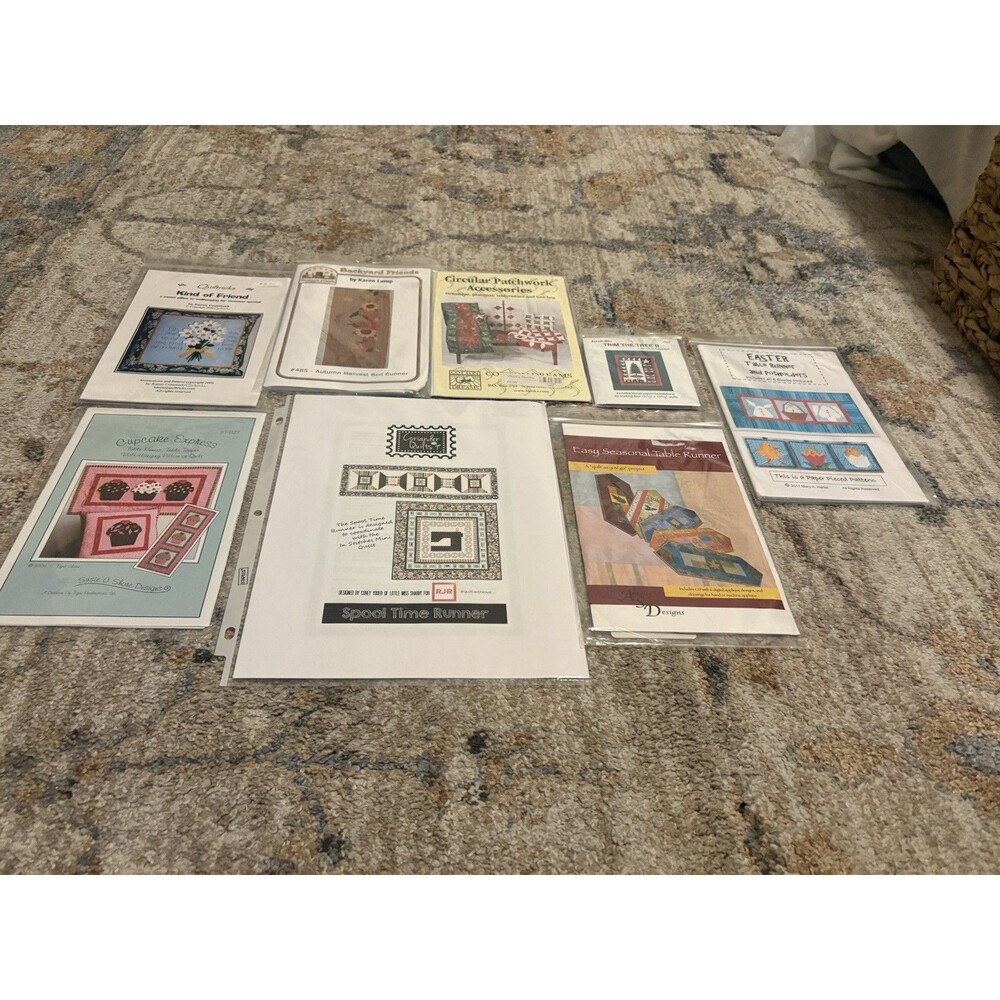 Amélie Scott, Coriander, Susie C Shore Table Runner Quilt Pillow Patterns Uncut